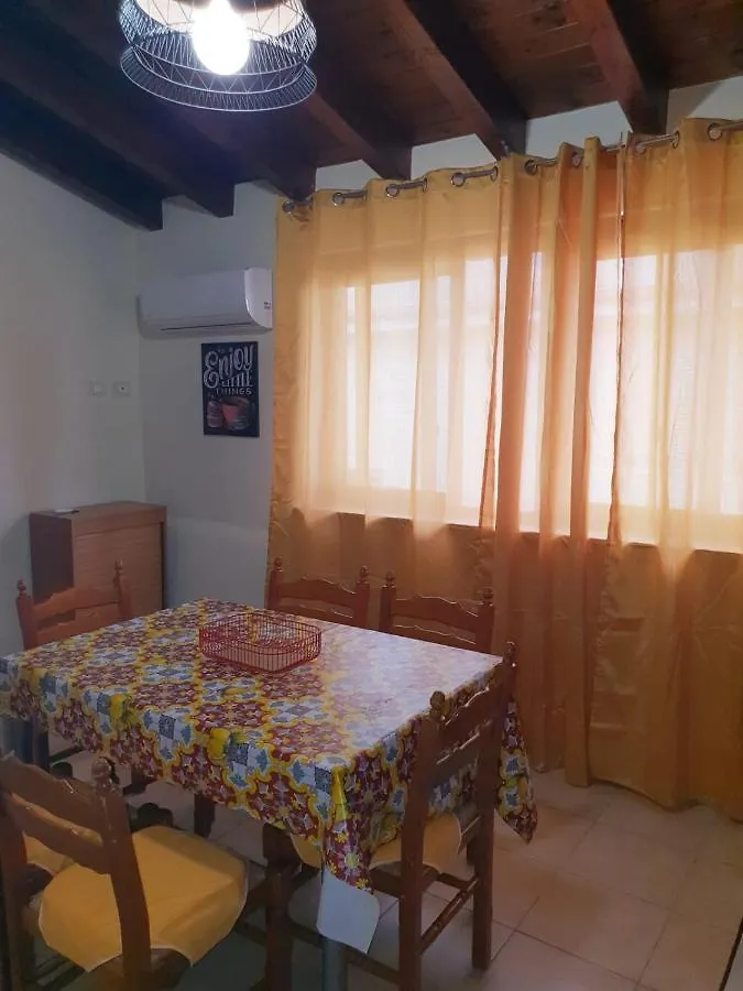 Casa Vacanza L'Antico Moderno Terrasini