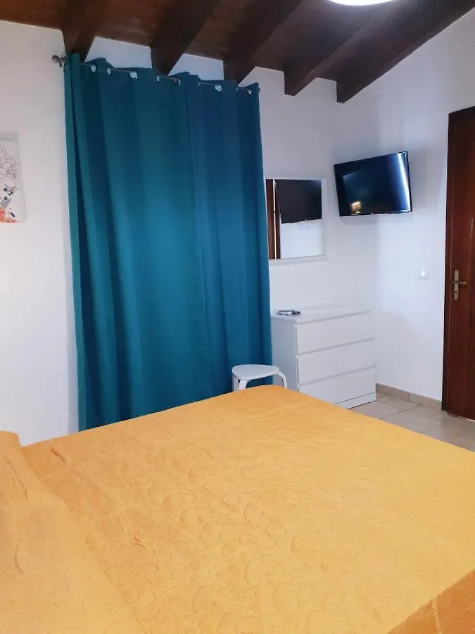 Holiday home Casa Vacanza L'Antico Moderno Terrasini