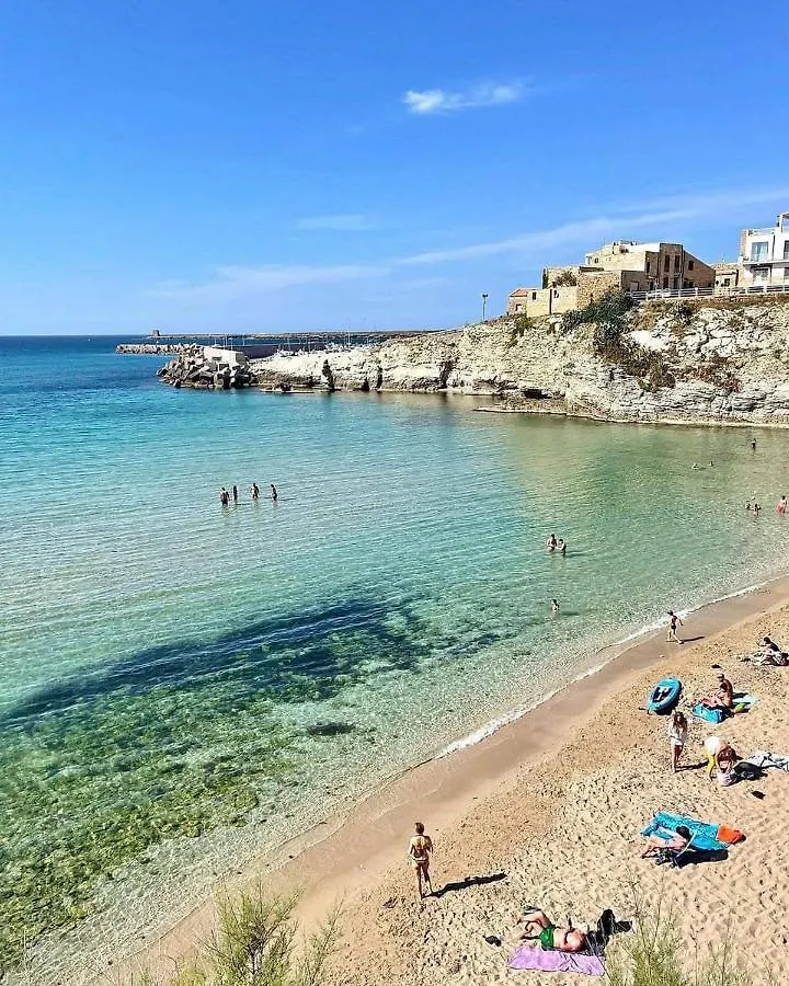 Casa Vacanza L'Antico Moderno Terrasini Italië